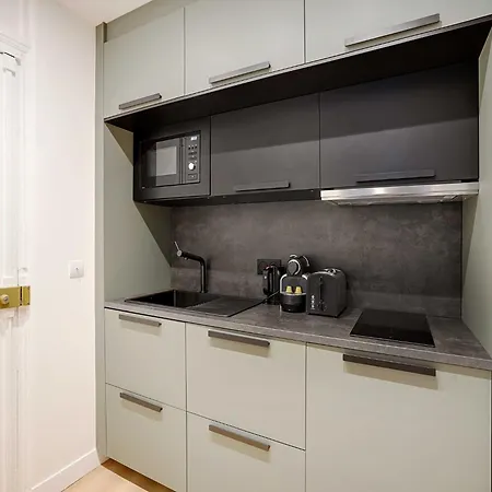 Charming 1bdr 2p Near Parc Monceau